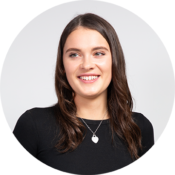 Headshot for Sophie Oliver